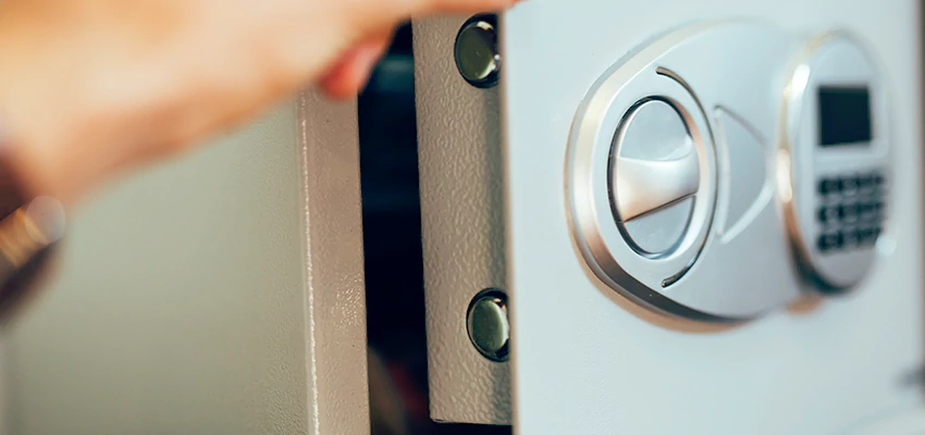 Fingerprint Safe Openers in Visalia, CA