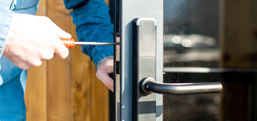 Aluminium Door Lock Replacement in Visalia, California