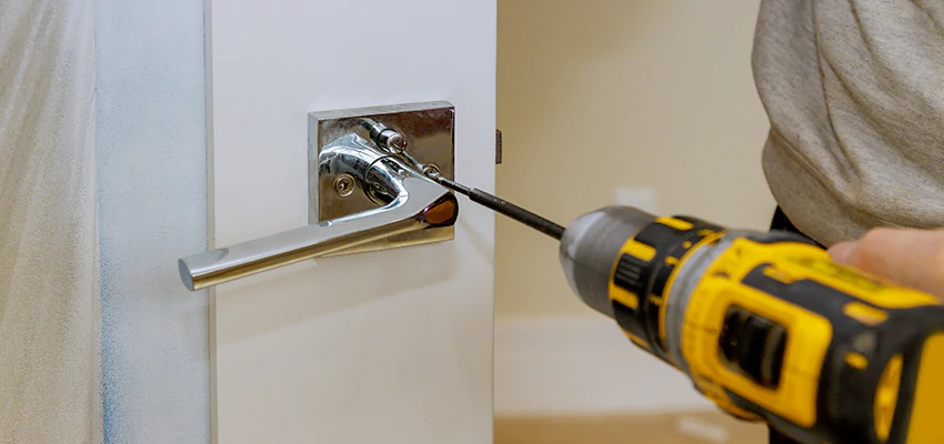 After-hours Locksmith  For Lock Troubleshooting in Visalia, California