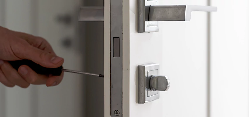 Key Programming Locksmith Open Now in Visalia, California